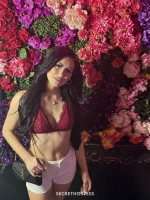 Lux Escort model 0 year old Escort in Phoenix AZ