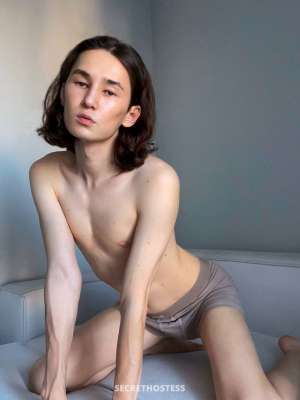 24 year old Asian Escort in Dubai Mika, Male escort
