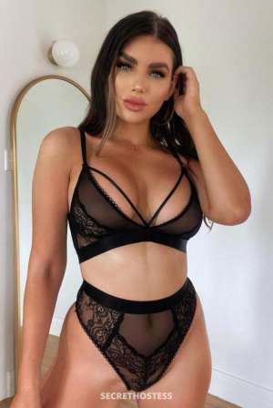 24 year old Lebanese Escort in Dubai Nancy Vip Lebanese Model, escort