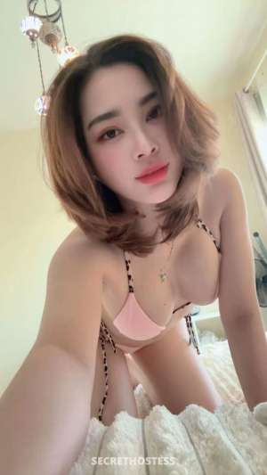 25 year old Asian Escort in Muscat Come try my love in Muscat., escort