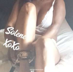 27 year old Escort in Calgary Solene xoxo busty beauty
