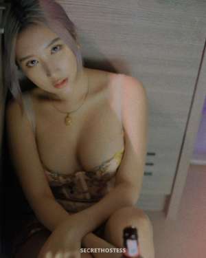 22 year old Asian Escort in Jakarta Noni, escort