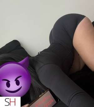 19 year old Caucasian Escort in Kitchener 19 year old gym body freaky white girl brand new