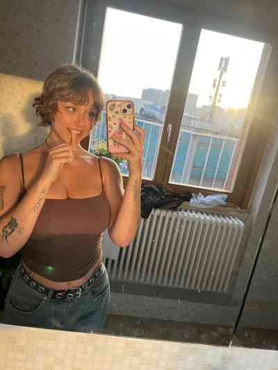 26 year old Escort in Cloverleaf TX I’m available for hookup Text me xxxx-xxx-xxx