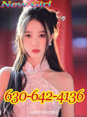 xxxx-xxx-xxx new girl sweet smile and warm service 28 year old Escort in Carbondale IL