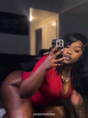 25 year old Escort in Racine WI Read before contacting me! real chocolate diva real pleaser