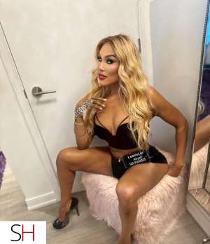 27 year old Escort in Lloydminster Transsexual model first time visiting Lloydminister