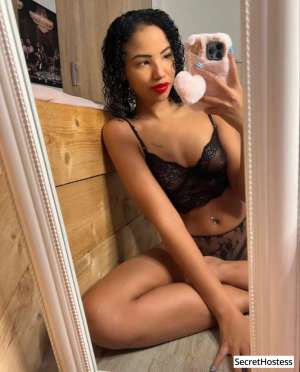 25 year old Asian Escort in Ottawa Escort model Angela, Ottawa