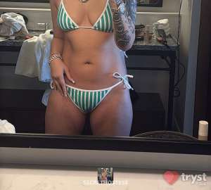 0 year old German Escort in Fontana CA MidnightSativa - Young German Latina