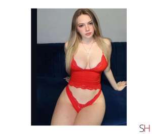 21 year old Latino Escort in Southampton LUNA . ALL NATURAL .✨️A LEVEL . CALL ME, Independent