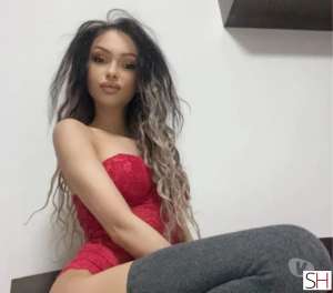 24 year old Latino Escort in Portsmouth Hello I'm Anays new in town!!🥰, Independent