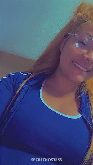 kARMA lets get WET AND Wild light Bright damn near white 30 year old Escort in Tri-Cities TN