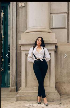 35 year old Escort in Brussels Madame Coco, escort
