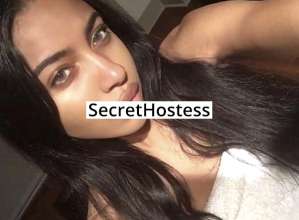 21 year old Mixed Escort in Chicago IL Alicia