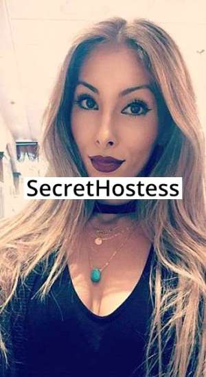 21 year old Mixed Escort in Los Angeles CA Betty