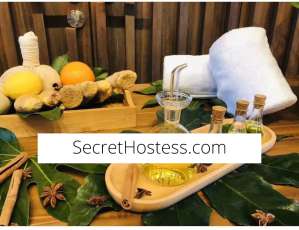 0 year old Japanese Escort in Acacia Ridge Six star massage