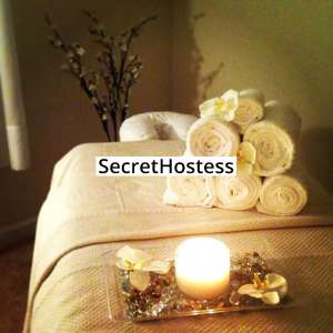 30 year old Caucasian Escort in Los Angeles CA Linda