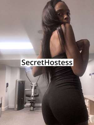21 year old Mixed Escort in Chicago IL Yonni23