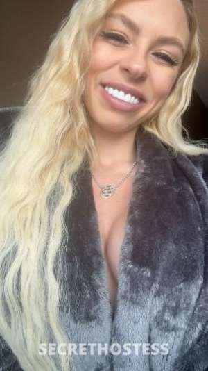 27 year old Escort in Waco TX sexy lil blonde