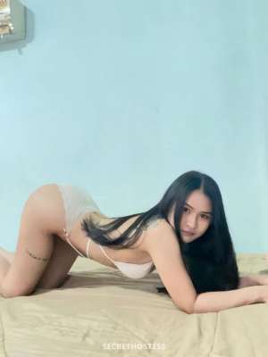 26 year old Asian Escort in Muscat Rainie New in Muscat, escort