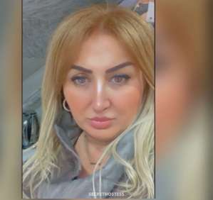 40 year old Escort in Muscat Noora, escort