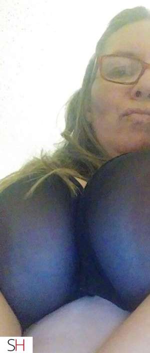 45Yrs Old Escort Leduc Image - 5