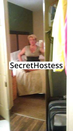 41 year old Caucasian Escort in Washington DC Jenna