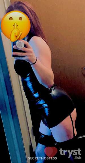 Ronni - Luxury Dating Companion &amp; GFE 20 year old Escort in Great Falls MT