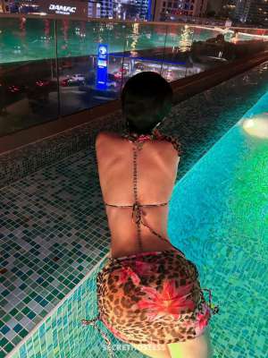 23Yrs Old Escort 171CM Tall Dubai Image - 1