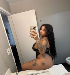 Availabe fo FT SHOWS &amp; CONTENT 25 year old Escort in Bismarck ND