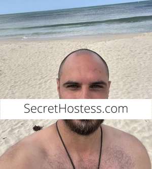 36 year old Escort in Campsie Sydney BigBear