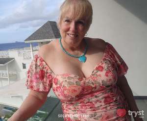 0 year old Escort in Clearwater FL Brie Daniels - Kissing is my art form