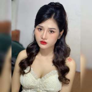 20 year old Asian Escort in Jeddah Good Girl, escort