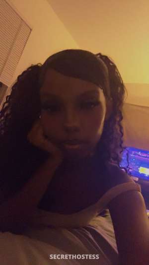 20 year old Escort in Green Bay WI hmu for incalls