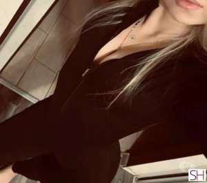 22Yrs Old Escort Essex Image - 1