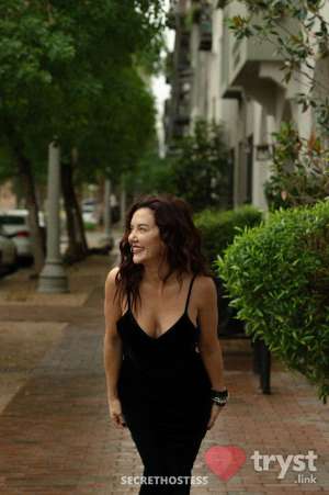 30 year old Caucasian Escort in Austin TX Kate Kennedy - The Philosophical Paramour