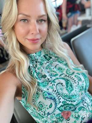 Lillian 52Yrs Old Escort Size 8 173CM Tall Raleigh NC Image - 3