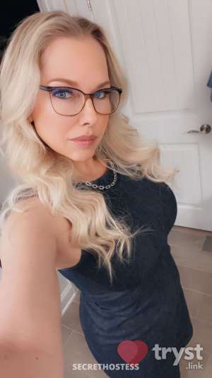 Lillian 52Yrs Old Escort Size 8 173CM Tall Raleigh NC Image - 10