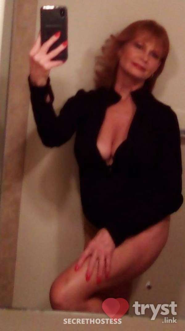 40Yrs Old Escort Size 12 174CM Tall Newark NJ Image - 2