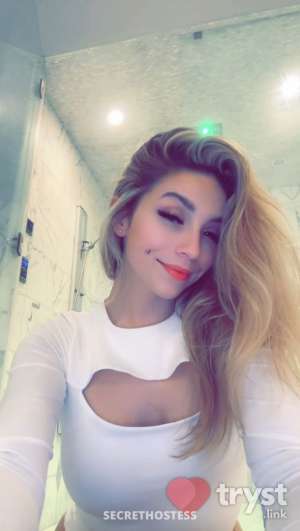 Elizabeth - Sweet &amp; Discreet 20 year old Escort in Tulsa OK