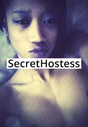 21 year old African American Escort in Chicago IL 21Yrs Old African American Escort Red C Cup 168CM Tall 