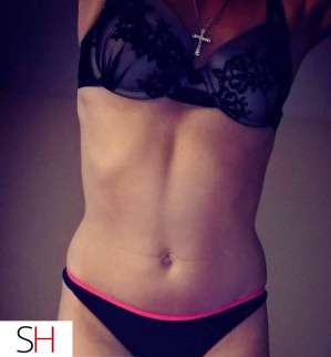 36 year old Caucasian Escort in Kitchener . Book Now Miss Jamie. Outcalls/ Let me show you good time