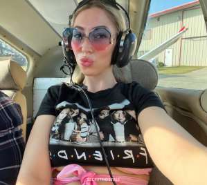 Hangout &amp; Date 33 year old Escort in Concord