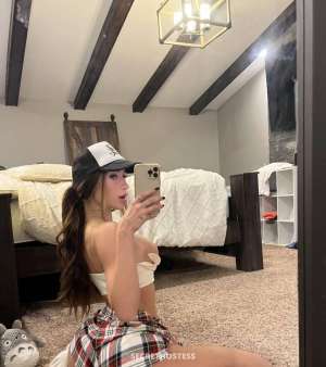 25 year old Caucasian Escort in Sudbury Available for fun and party favors
