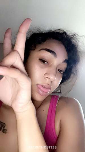 GENESIS 23Yrs Old Escort Grand Island NE Image - 1