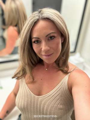 0 year old Escort in Denver CO Jade Li Escort model