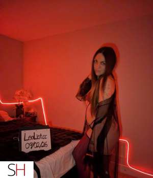 30 year old Escort in Penticton xox Mia xox your naughty nympho IN PEN THIS WEEKEND