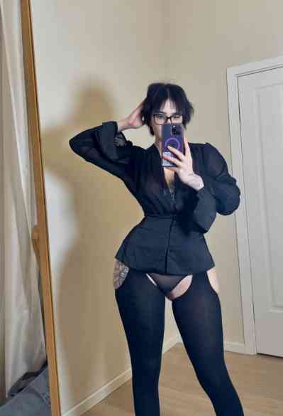27 year old Escort in Cleveland GA I'm available for mature guy. Who know how to fuck xxxx
