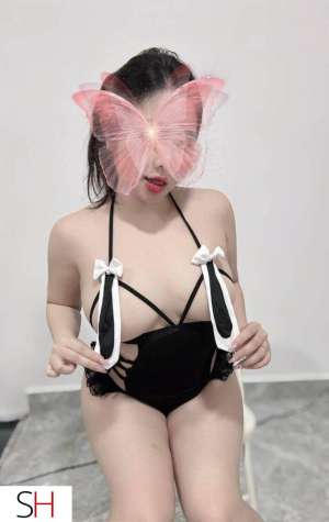 Super sexy, naturally big-breasted girl! My sexy, tight litt 22 year old Escort in Fraser Valley