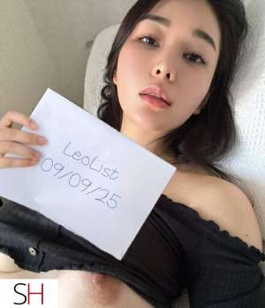 Hottie Asian 23 year old Escort in Richmond Hill